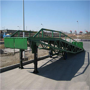 移動(dòng)式登車(chē)橋