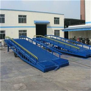 登車(chē)橋供應